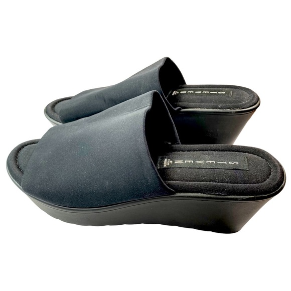 New Steve Madden Black Wedge Slip on Sandal Womens Shoes size 7.5 - Picture 9 of 10